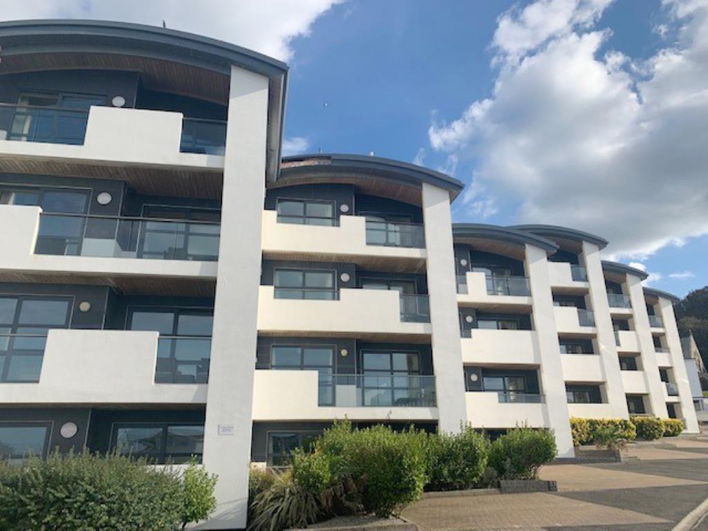 Lot: 28 - GROUND FLOOR HOLIDAY APARTMENT FOR INVESTMENT -