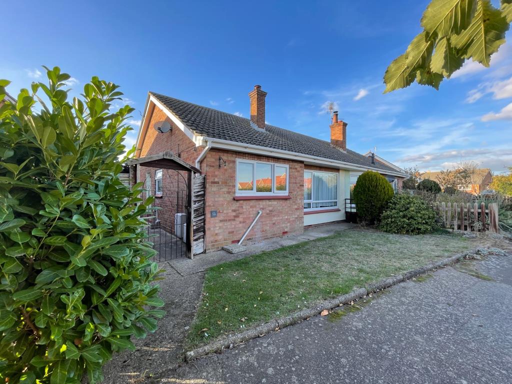 Lot: 111 - BUNGALOW FOR IMPROVEMENT -