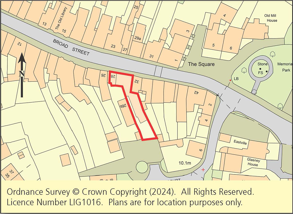 Lot: 82 - LARGE PERIOD HOUSE COMPRISING FIVE SELF-CONTAINED FLATS FOR UPDATING -