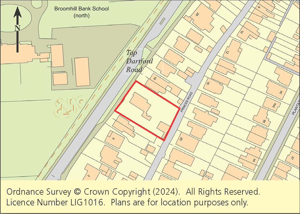 Lot: 133 - DETACHED BUNGALOW ON SIZEABLE PLOT WITH POTENTIAL -