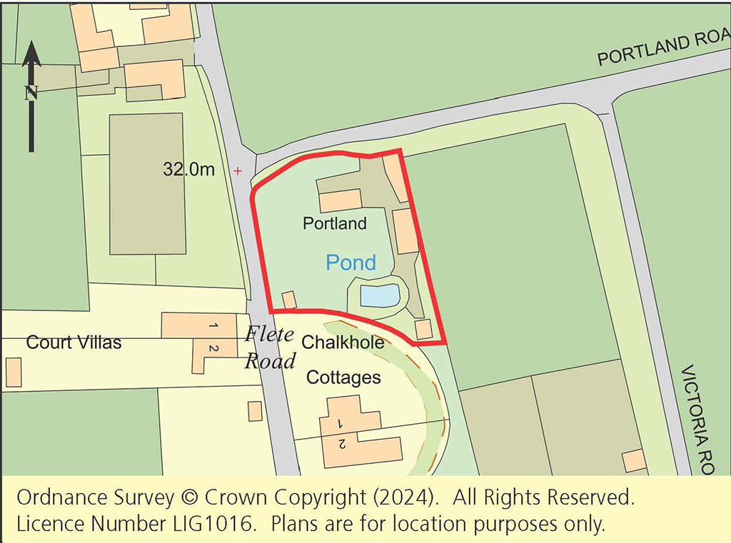 Lot: 174 - LAND WITH BUILDING, CARAVAN AND SWIMMING POOL IN RURAL LOCATION -