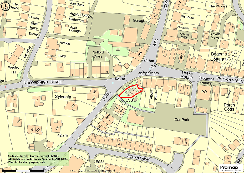 Lot: 69 - FORMER PUBLIC CONVENIENCES WITH POTENTIAL -