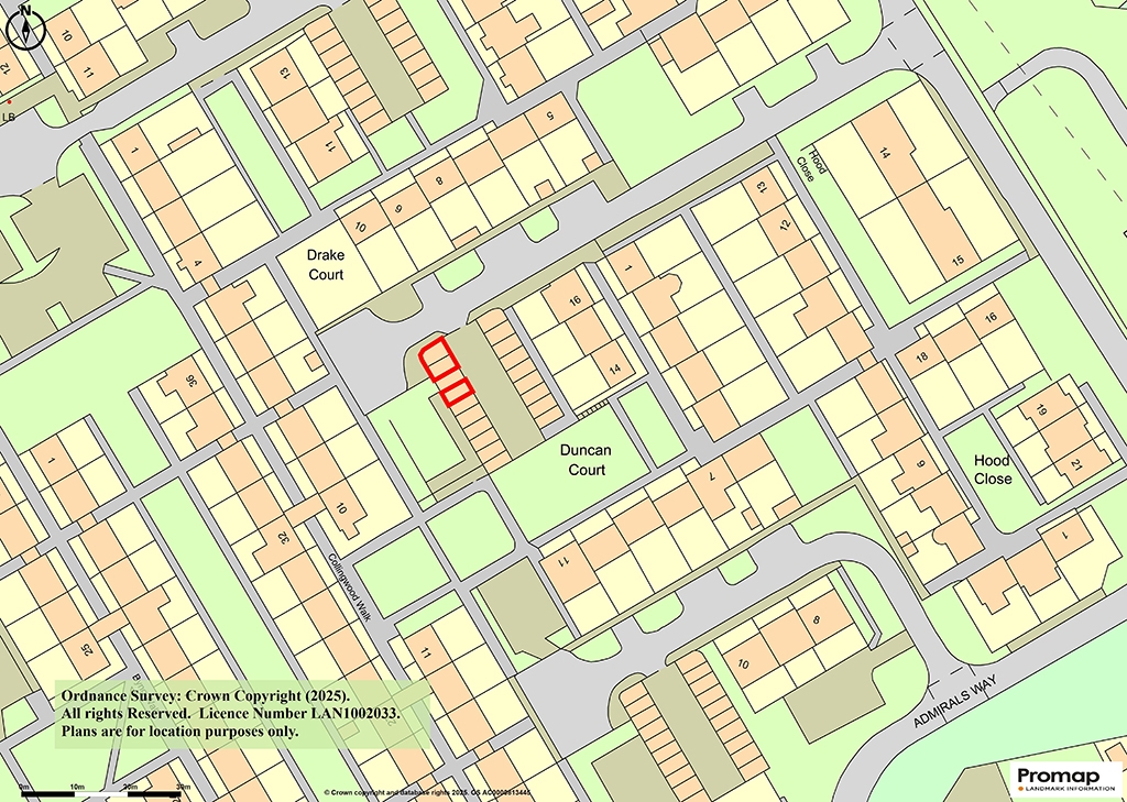 Lot: 29 - THREE FREEHOLD GARAGES WHICH FORM PART OF A LARGER BLOCK -