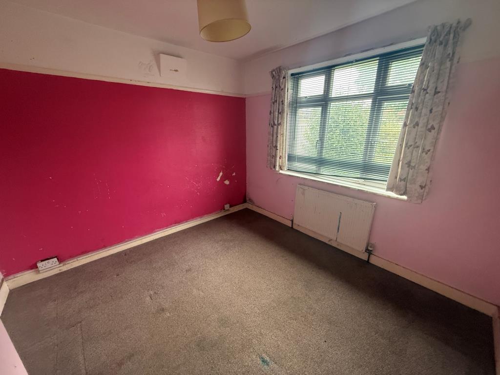 Lot: 91 - SEMI-DETACHED BUNGALOW FOR REFURBISHMENT - Bedroom 2
