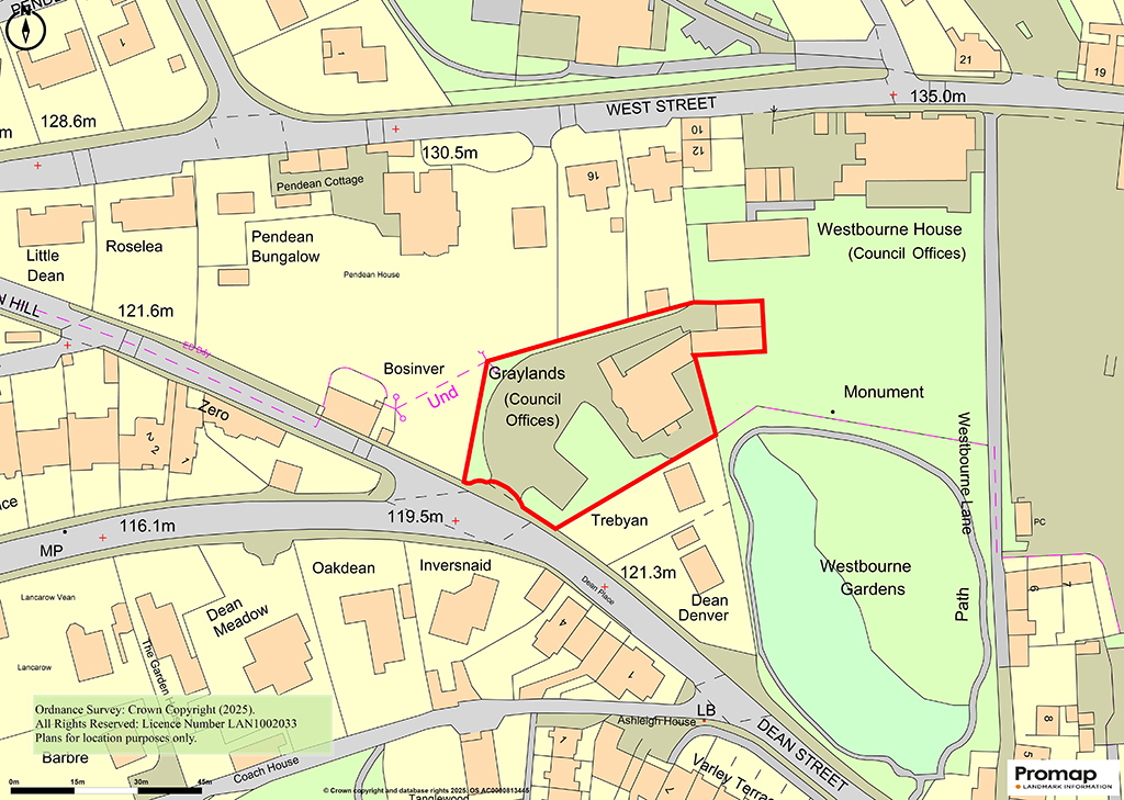 Lot: 18 - DETACHED PROPERTY WITH POTENTIAL AND LARGE CAR PARK -