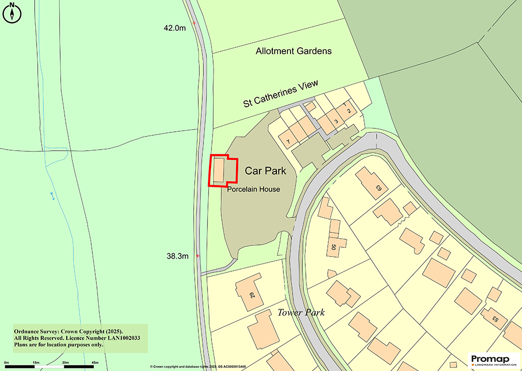 Lot: 52 - DETACHED OFFICE WITH PARKING FOR FOUR VEHICLES -