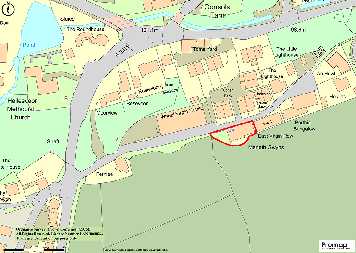 Lot: 174 - COACH HOUSE WITH SPACIOUS ACCOMMODATION PLUS FOUR SELF CONTAINED GARAGES AND PARKING - 