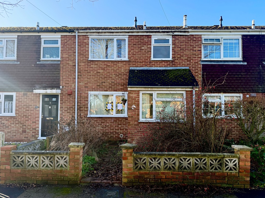 8 Hutchings Close, Sittingbourne, Kent, ME10 3QA