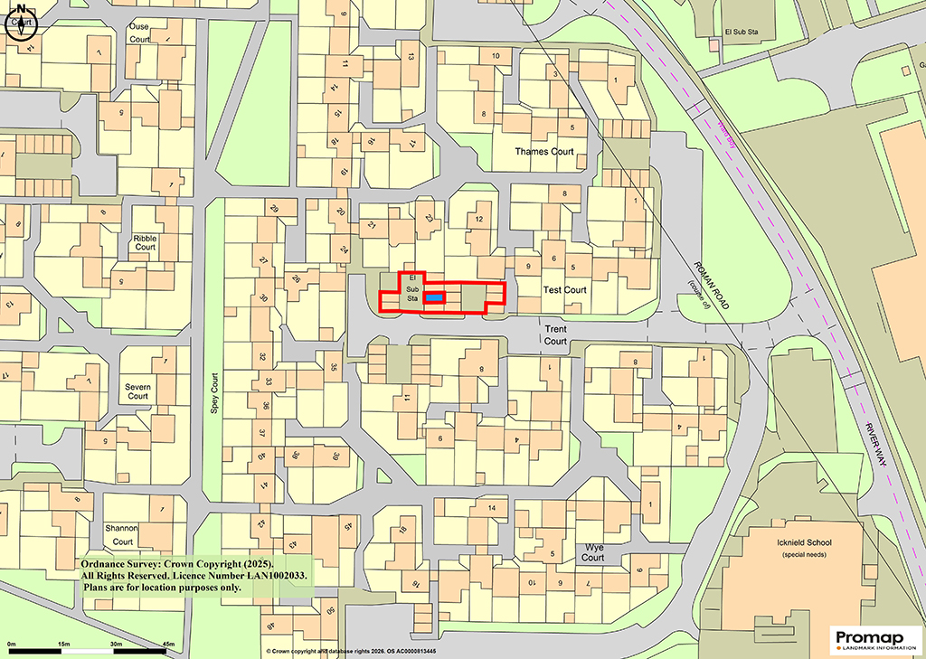 Lot: 13 - NINE FREEHOLD GARAGES IN BLOCK - 