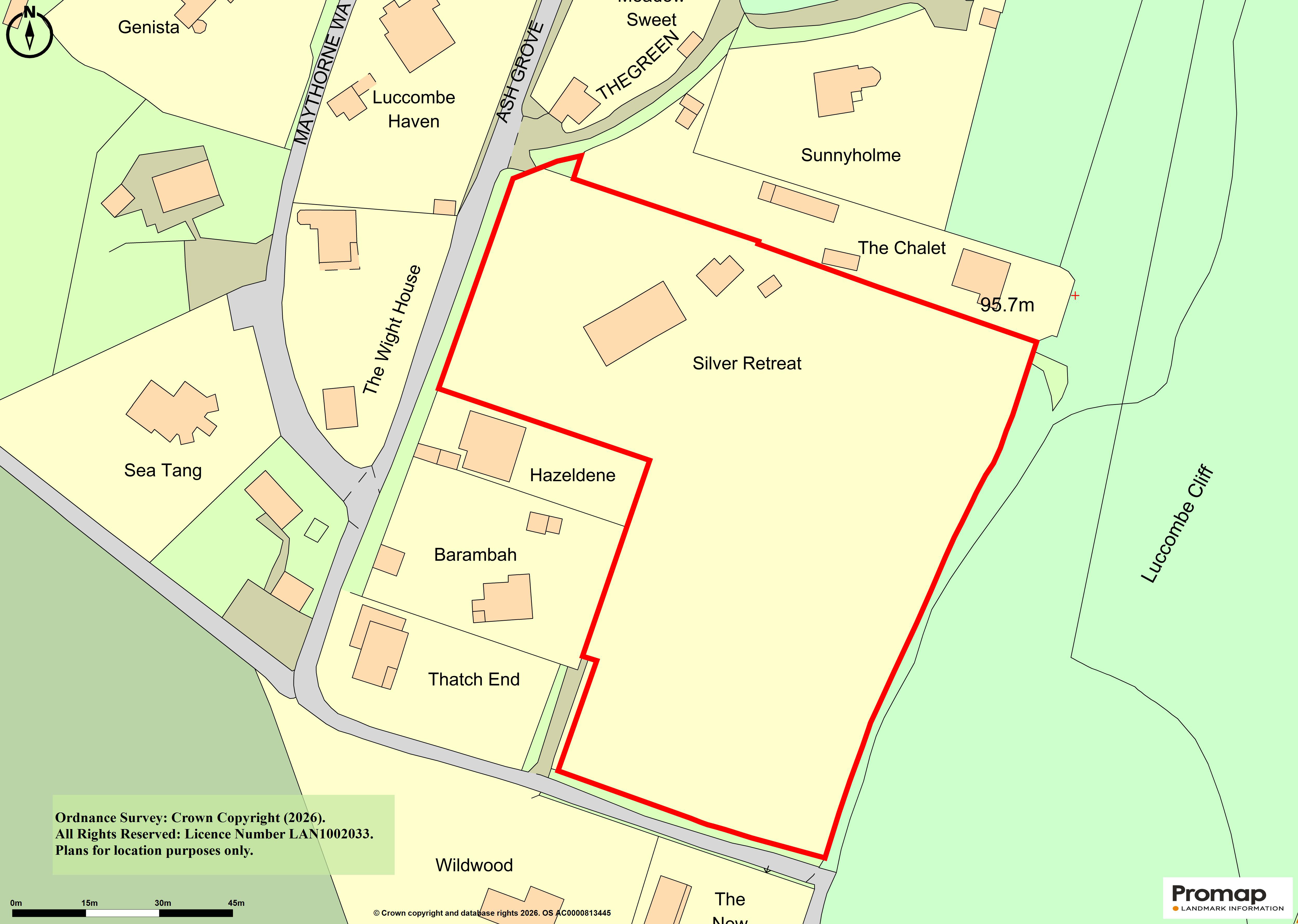 Lot: 142 - DETACHED BUNGALOW WITH STRUCTURAL DAMAGE AND ALMOST 2.5 ACRES WITH SEA VIEWS -