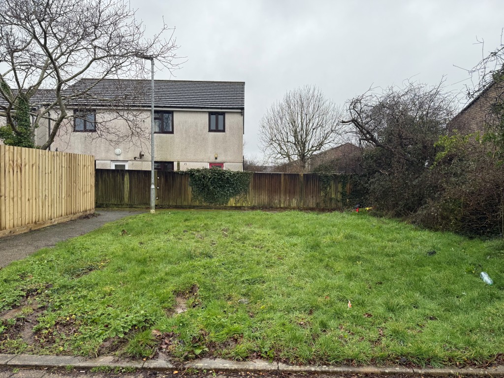 Land Adjacent 10 Forth Scol, Redruth, Cornwall, TR15 3JJ