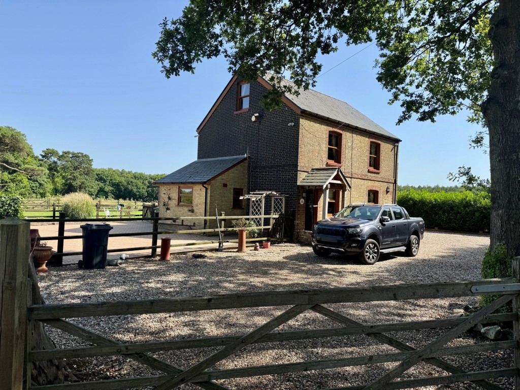 1 & 2 Bimbury Cottage, Bimbury Lane, Detling, Maidstone, Kent, ME14 3HY