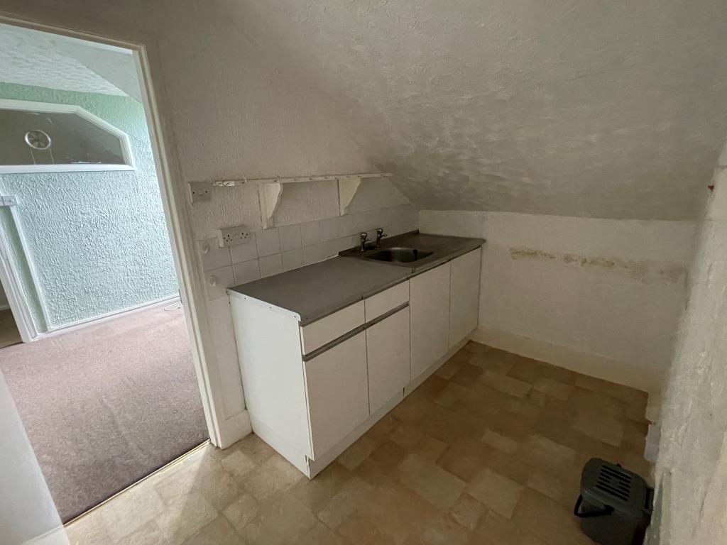 Mixed Commercial/Residential - RamsgateMixed Commercial/Residential - Ramsgate - Kent - Top floor flat kitchen