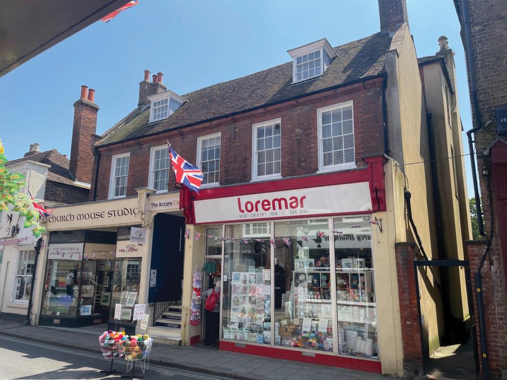 Commercial Investment - HytheCommercial Investment - Hythe - Kent - High Street view
