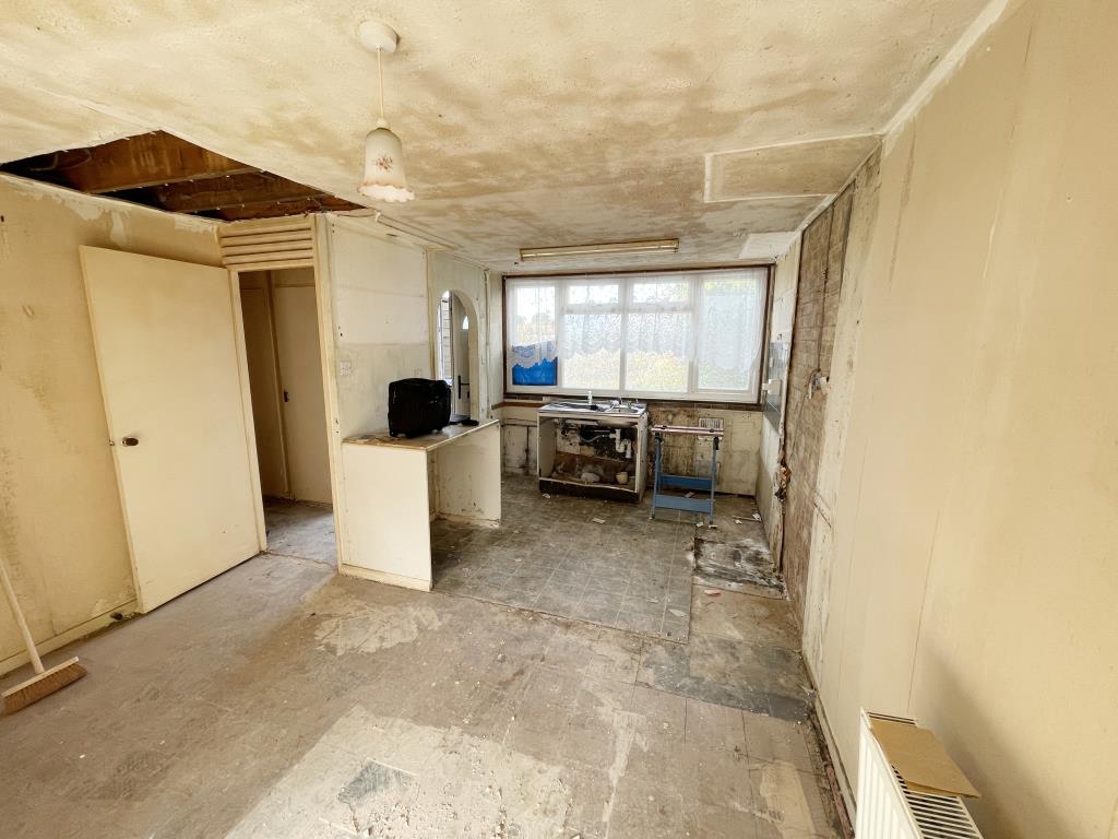 Vacant Residential - HarlowVacant Residential - Harlow - Essex - inside image of kitchen diner from living area