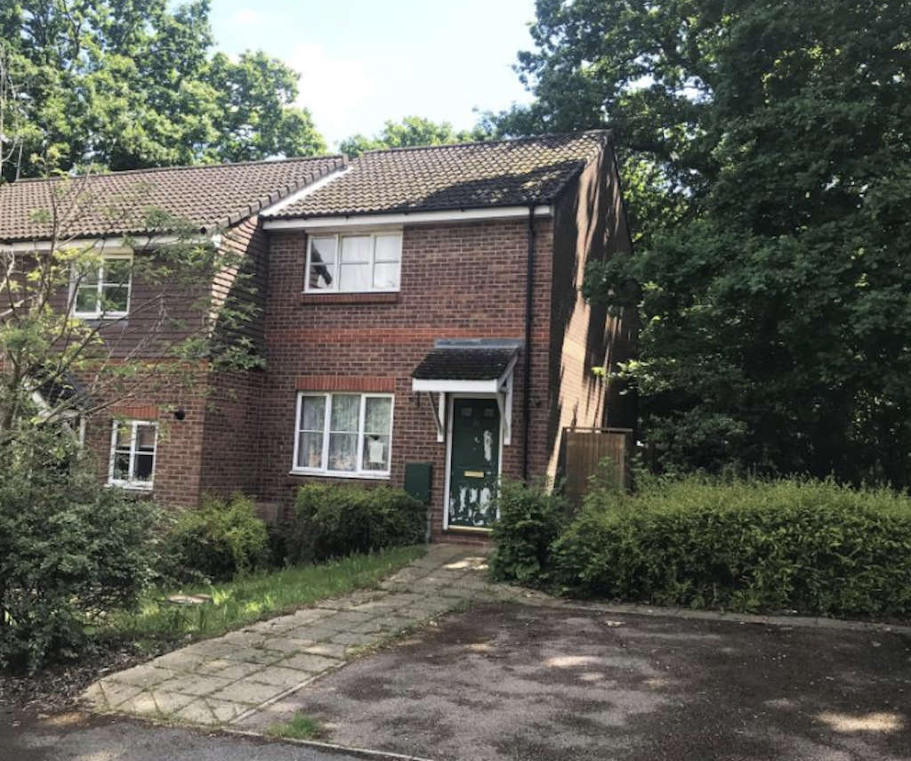Photo of property: terrace three bedroom