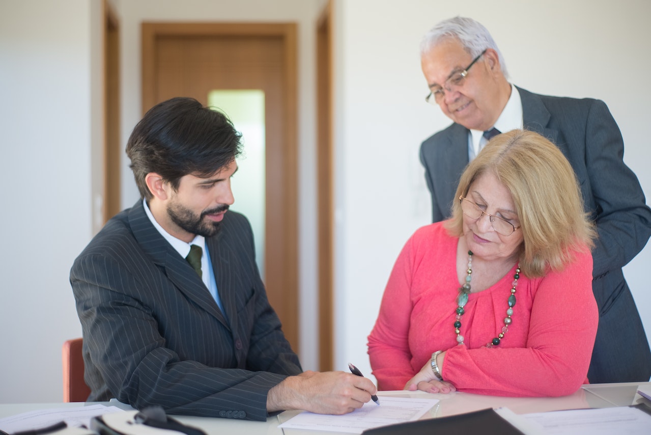 What Documents Do I Need to Sell My House?
